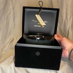 Tahari Candle Black and Gold Luxury Soy Blend Candle